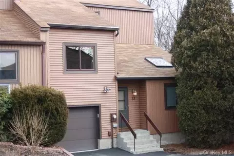 33 Walnut Ct #33, Fishkill, NY 12524 photo 1