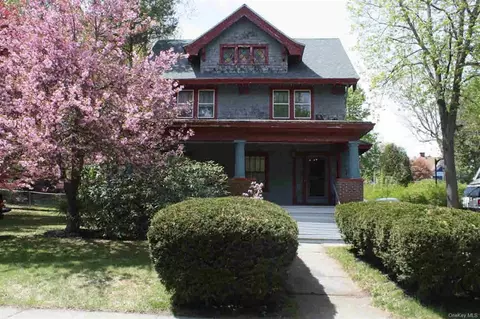 105 Hooker Ave, Poughkeepsie, NY 12601 photo 1