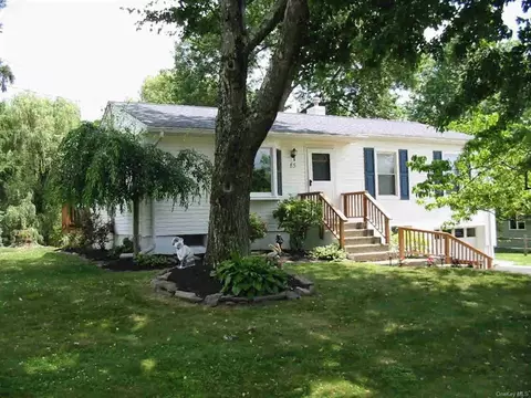85 Longview Dr, Fishkill, NY 12524 photo 1