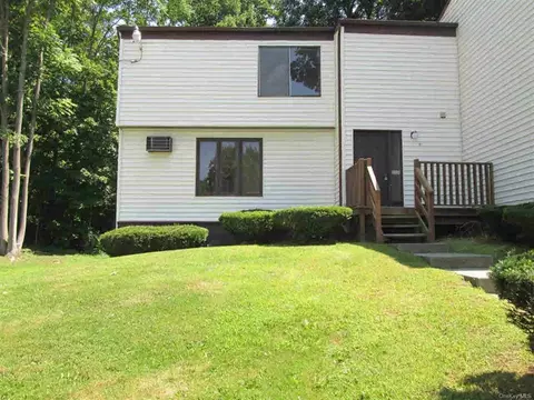 3 Hook Rd #21, Poughkeepsie, NY 12601 photo 1