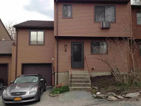 8 Hilltop Cir #8, Fishkill, NY 12524 photo 1