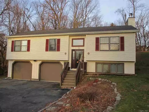 52 Longview Rd, Poughkeepsie, NY 12603 photo 1