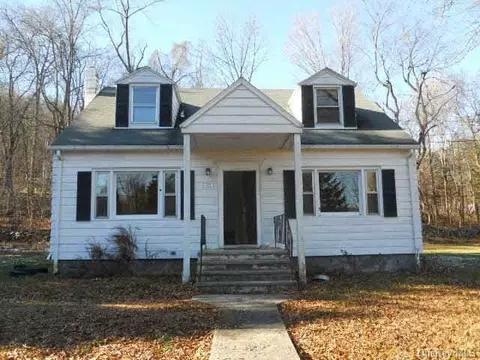 1752 Route 52, Fishkill, NY 12524 photo 1