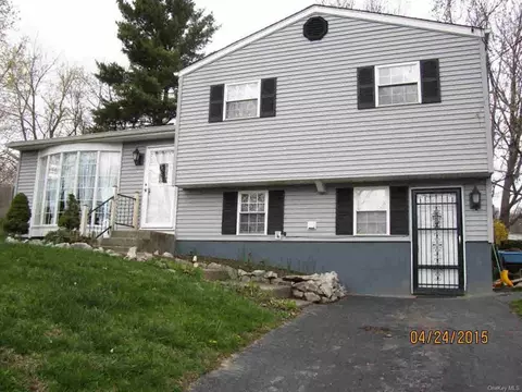 73 Riverview, Fishkill, NY 12524 photo 1
