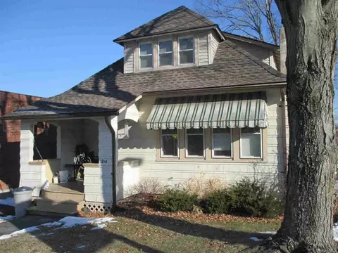 216 Hooker Ave, Poughkeepsie, NY 12603 photo 1