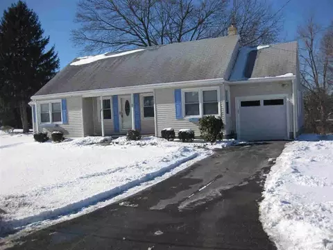 2 Orchard Rd, La Grange, NY 12603 photo 1