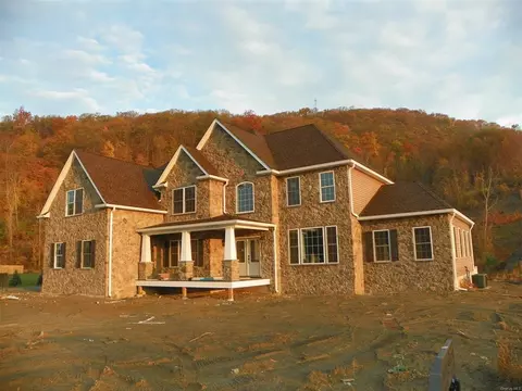 7 Cary Road, Fishkill, NY 12524 photo 1