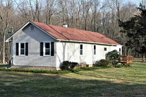 46 Widmer, Wappinger, NY 12590 photo 1