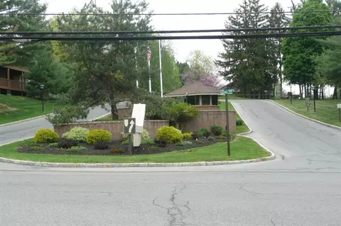 3804 Deer Path #3804, Poughkeepsie, NY 12603 photo 1