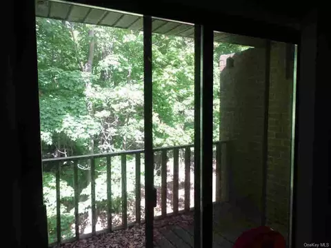 3 Hook Rd #33H, Poughkeepsie, NY 12601 photo 1