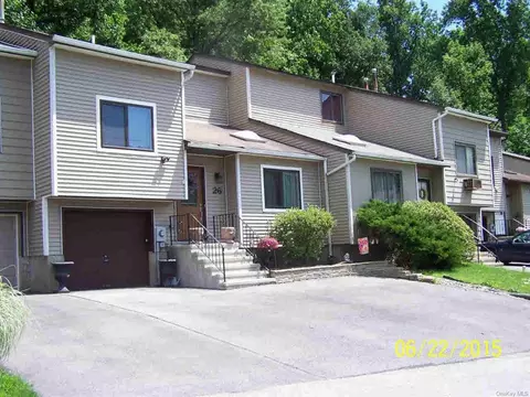 26 Spruce Ct #26, Fishkill, NY 12524 photo 1