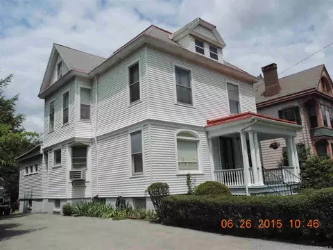 11 Balding Ave, Poughkeepsie, NY 12601 photo 1