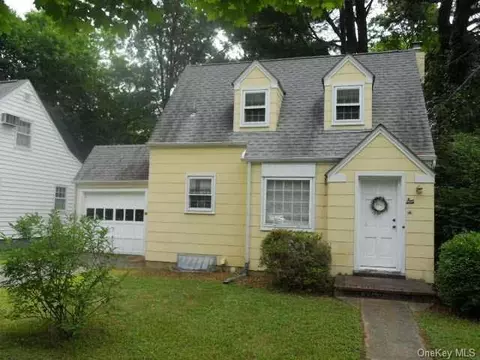 24 Wilson Blvd, Poughkeepsie, NY 12603 photo 1