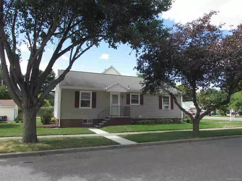 311 Hooker Ave, Poughkeepsie, NY 12603 photo 1