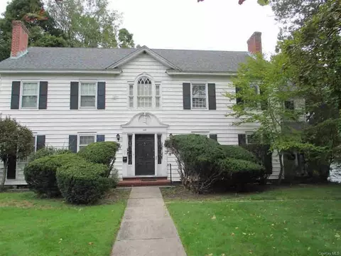 120 Hooker Ave, Poughkeepsie, NY 12601 photo 1