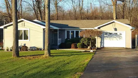 139 Mill, Wallkill, NY 12589 photo 1