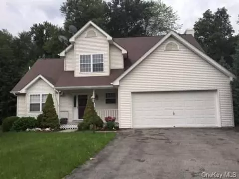 39 Sugar Maple Rd, Poughkeepsie, NY 12603 photo 1