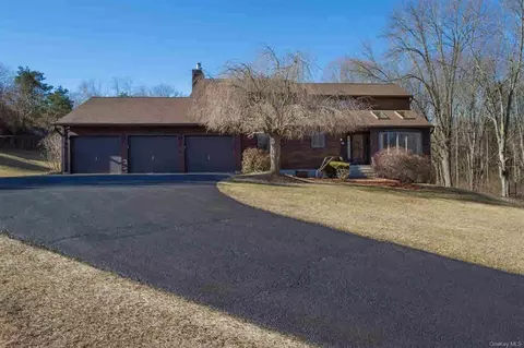 52 Cramer Rd, La Grange, NY 12603 photo 1