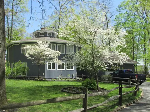 9 Salem Rd, Fishkill, NY 12524 photo 1