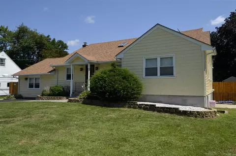 35 Van Steuben Rd, Fishkill, NY 12524 photo 1