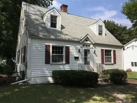 107 Cedar St, Poughkeepsie, NY 12601 photo 1