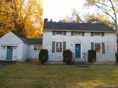 298 Spackenkill Rd, Poughkeepsie, NY 12603 photo 1