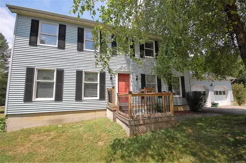 1 Sandi Ln, Fishkill, NY 12524 photo 1