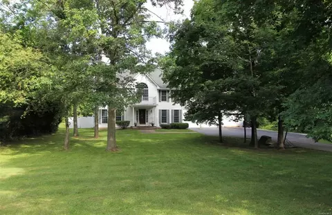 35 Deer Run Rd, Red Hook, NY 12571 photo 1