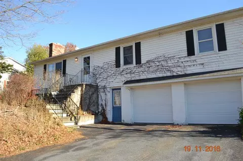 60 W Redoubt Rd E, Fishkill, NY 12524 photo 1