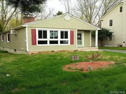 11 Cedar Ave, Poughkeepsie, NY 12603 photo 1