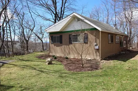 3 Sialmas Dr, Beacon, NY 12508 photo 1