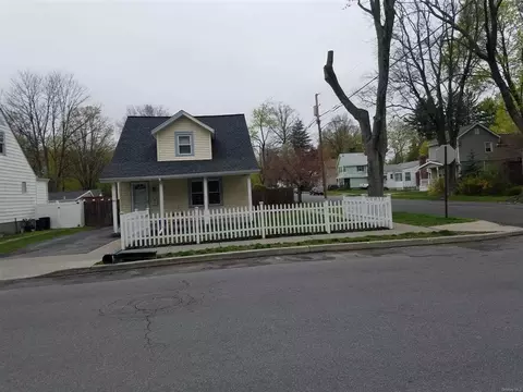 50 Meyer, Poughkeepsie, NY 12603 photo 1