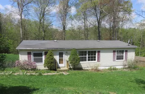 39 Willow Rd, Beacon, NY 12508 photo 1