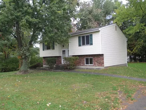 115 Jackson St, Fishkill, NY 12524 photo 1