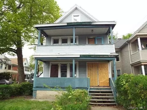 11 May St, Poughkeepsie, NY 12603 photo 1