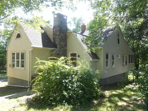 53 Yates Ave, Poughkeepsie, NY 12601 photo 1