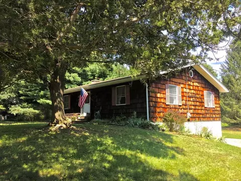 152 Yantz Rd, Red Hook, NY 12571 photo 1