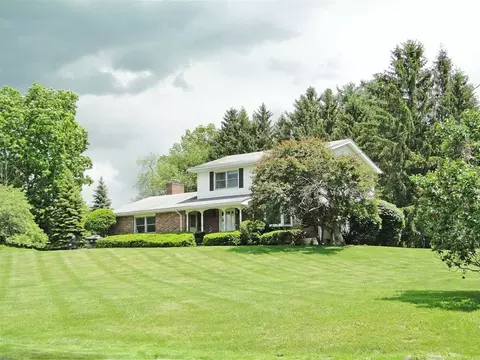 8 Wing Rd, Washington, NY 12545 photo 1