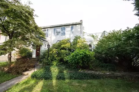 17 Mitchell Ave, Poughkeepsie, NY 12603 photo 1