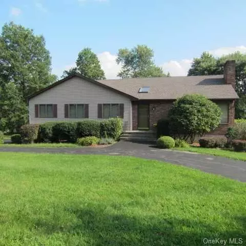 64 Highview Rd, Fishkill, NY 12524 photo 1