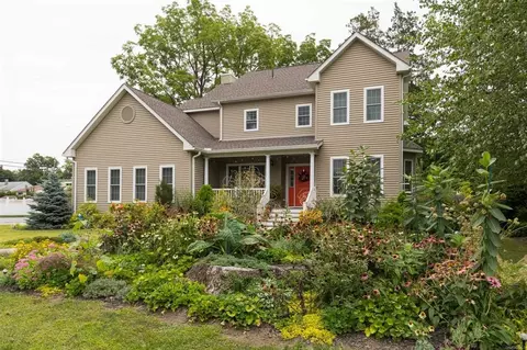 19 Willow St, Beacon, NY 12508 photo 1