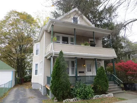 24 Hoffman Ave, Poughkeepsie, NY 12603 photo 1