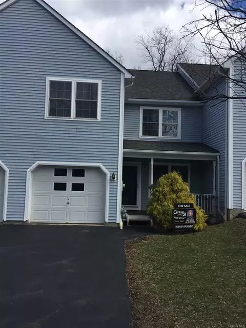 18 Windsor, Poughkeepsie, NY 12601 photo 1