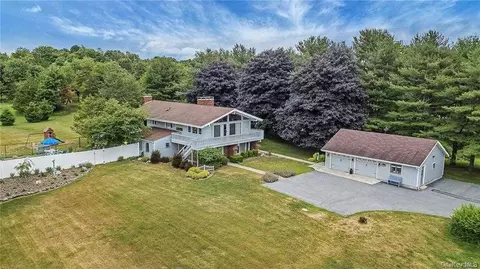 51 Ridge Rd, Warwick, NY 10990 photo 1