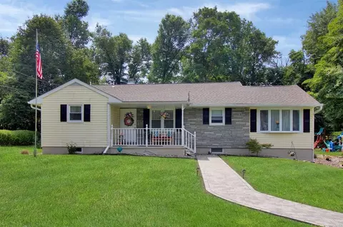 99 Smithtown, Wappinger, NY 12524 photo 1