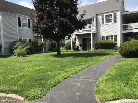 902 Commons #A, Fishkill, NY 12524 photo 1