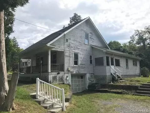 108 Bower Rd, Poughkeepsie, NY 12603 photo 1