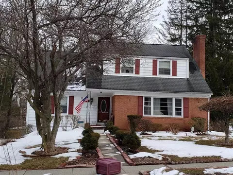 11 Gaskin Rd, Poughkeepsie, NY 12601 photo 1
