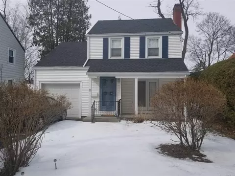 11 Case Ct, Poughkeepsie, NY 12603 photo 1