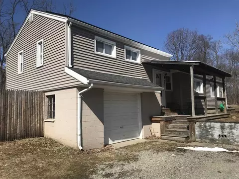 297 Baxtertown Rd, Fishkill, NY 12524 photo 1